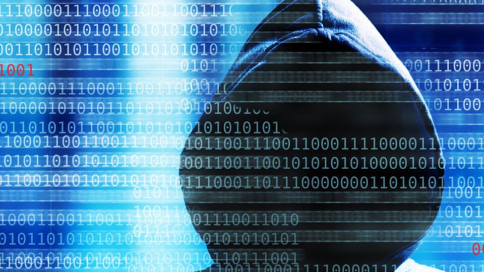 Управление борьбы с киберпреступностью Донецкой милиции борется с телевизионным пиратством, порнографией и российской пропагандой