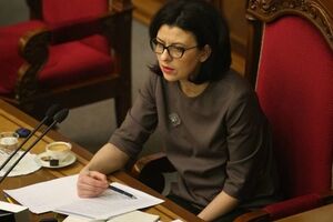 Сыроед: Если исполнительная власть на местах (префекты) подчинена президенту, а президент не подчинен парламенту, то какая же это парламентская демократия?