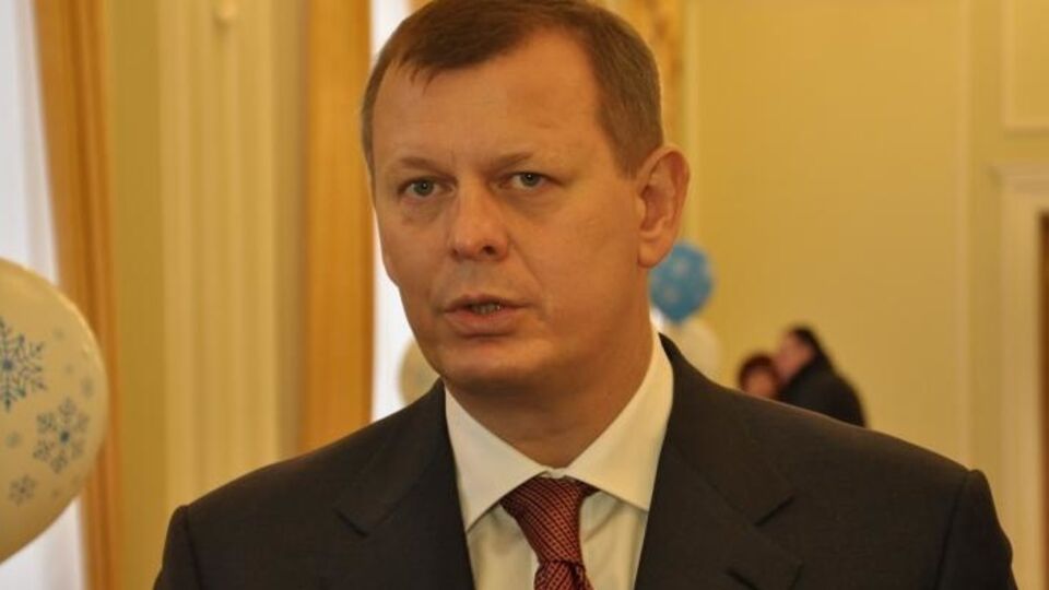 Клюев обвинил власти в политическом давлении