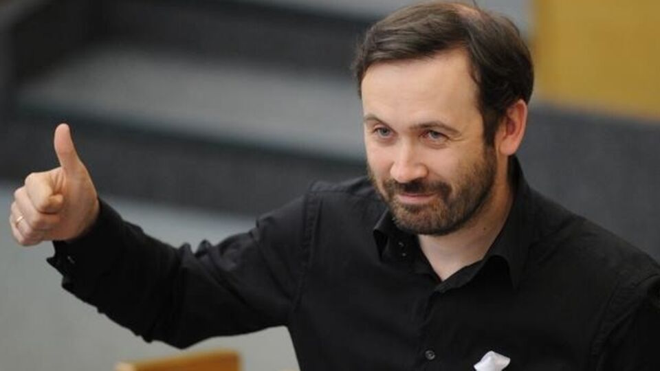 Пономарев считает, что в войне на Донбассе с обеих сторон гибнут лучшие