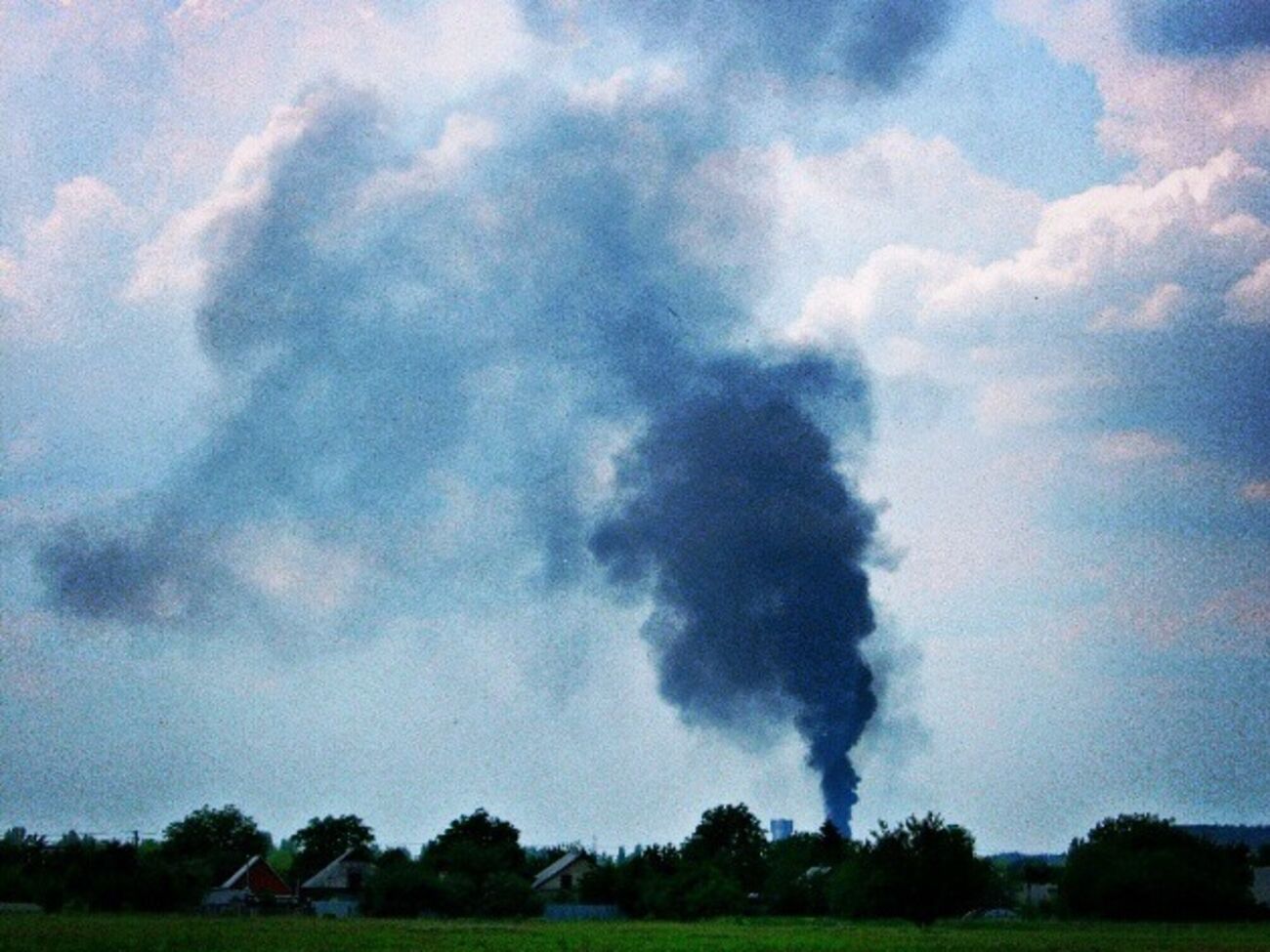 Утром Донецк подвергся обстрелу