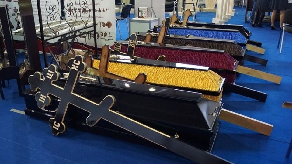 В Крыму отдыхающих будут развлекать выставкой похоронных принадлежностей