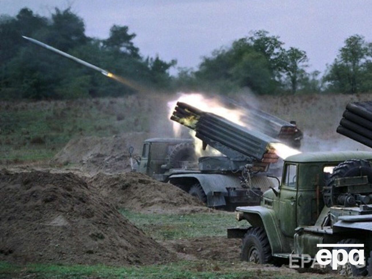 Боевики накрыли огнем из "Градов" пгт Врубовка