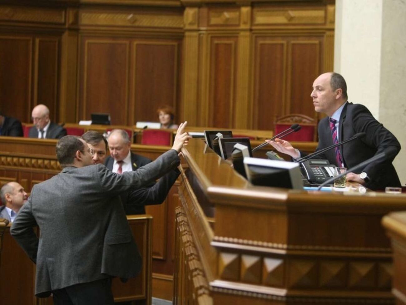 Верховная Рада дала согласие на задержание и арест судьи Хозяйственного суда Одесской области Павла Меденцева