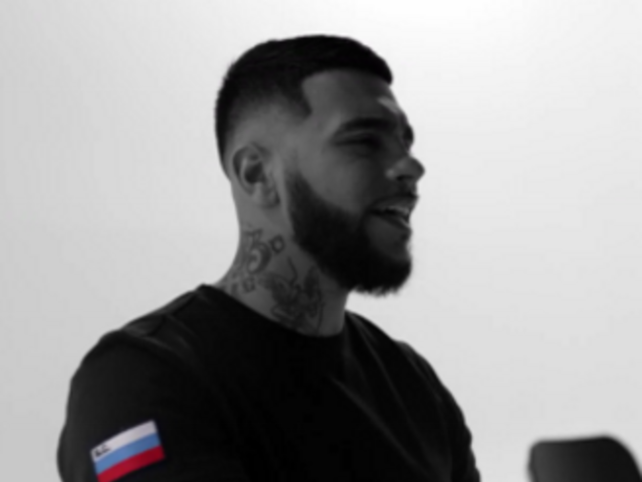 Тимати совместно с L'One выпустил новый клип "Напоследок я скажу"