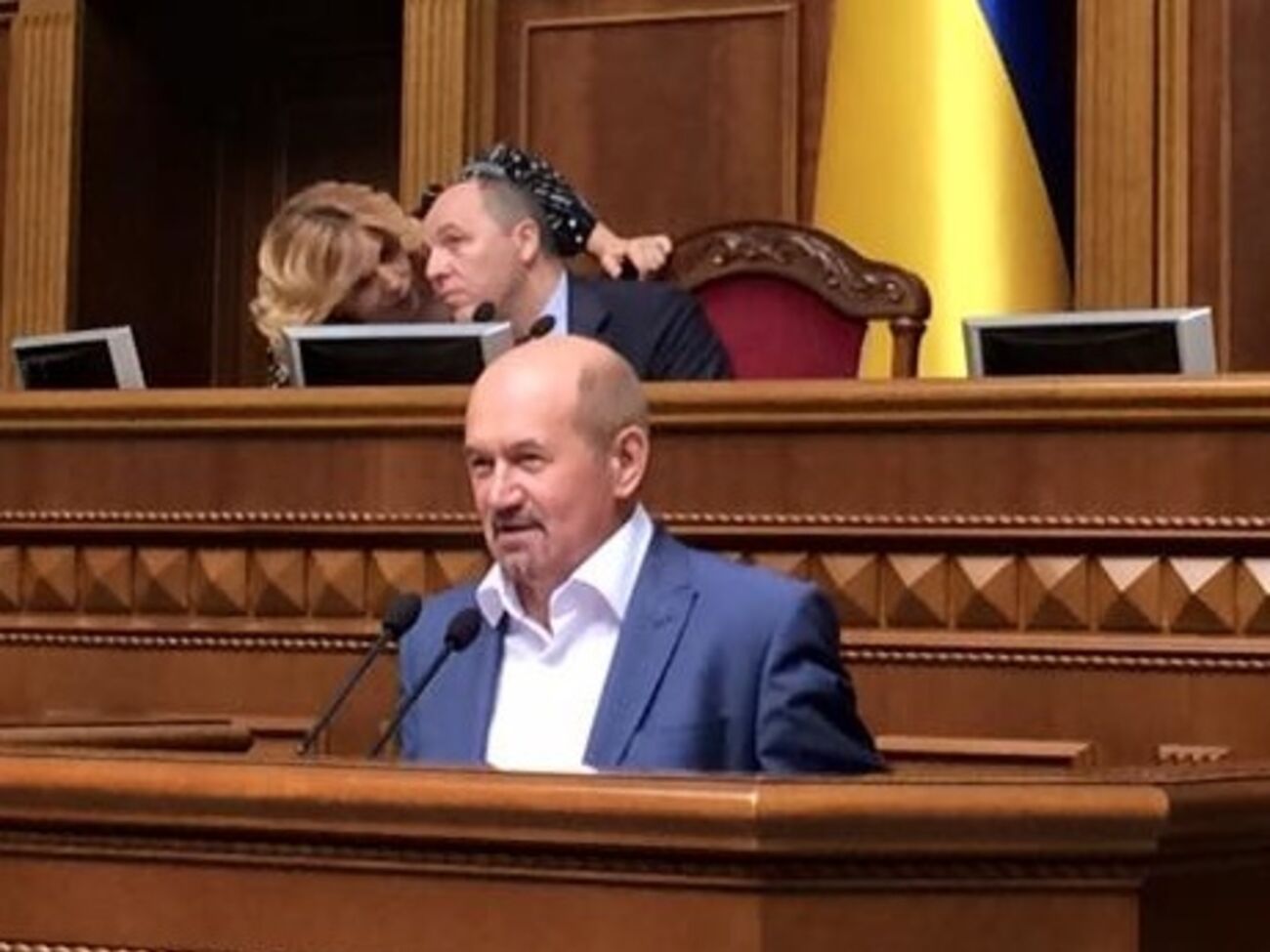 Шлемко сложил полномочия нардепа