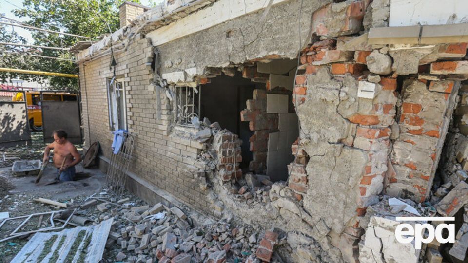 МВД: Люди погибли и получили ранения в результате обстрела боевиками Марьинского и Артемовского районов Донецкой области