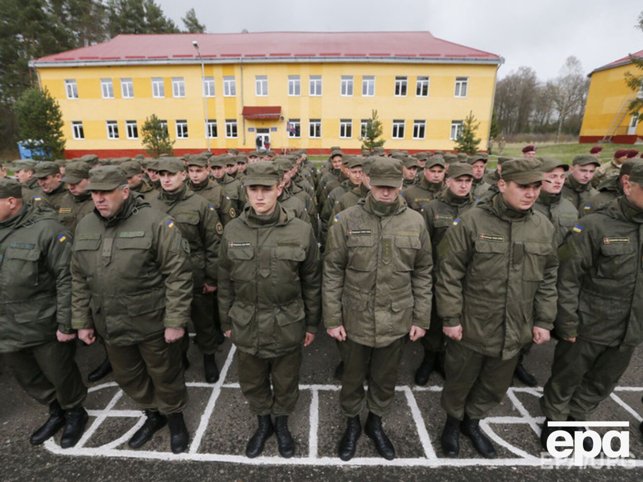 По данным Генштаба, из тысячи призывников в армию попадают лишь 30 человек