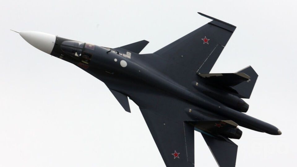 Су-34 перевернулся во время посадки