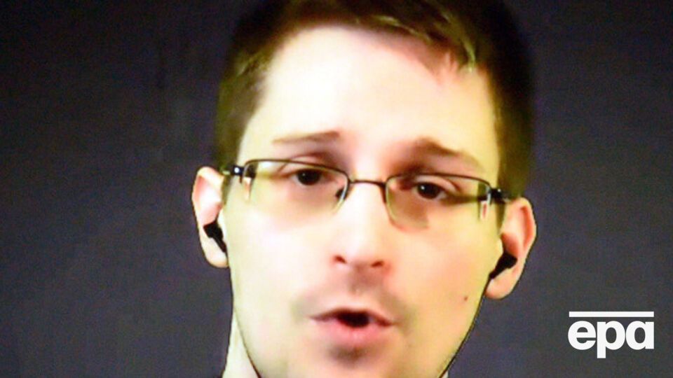 Сноуден: Прекращение массового прослушивания частных телефонных разговоров в США --- историческая победа