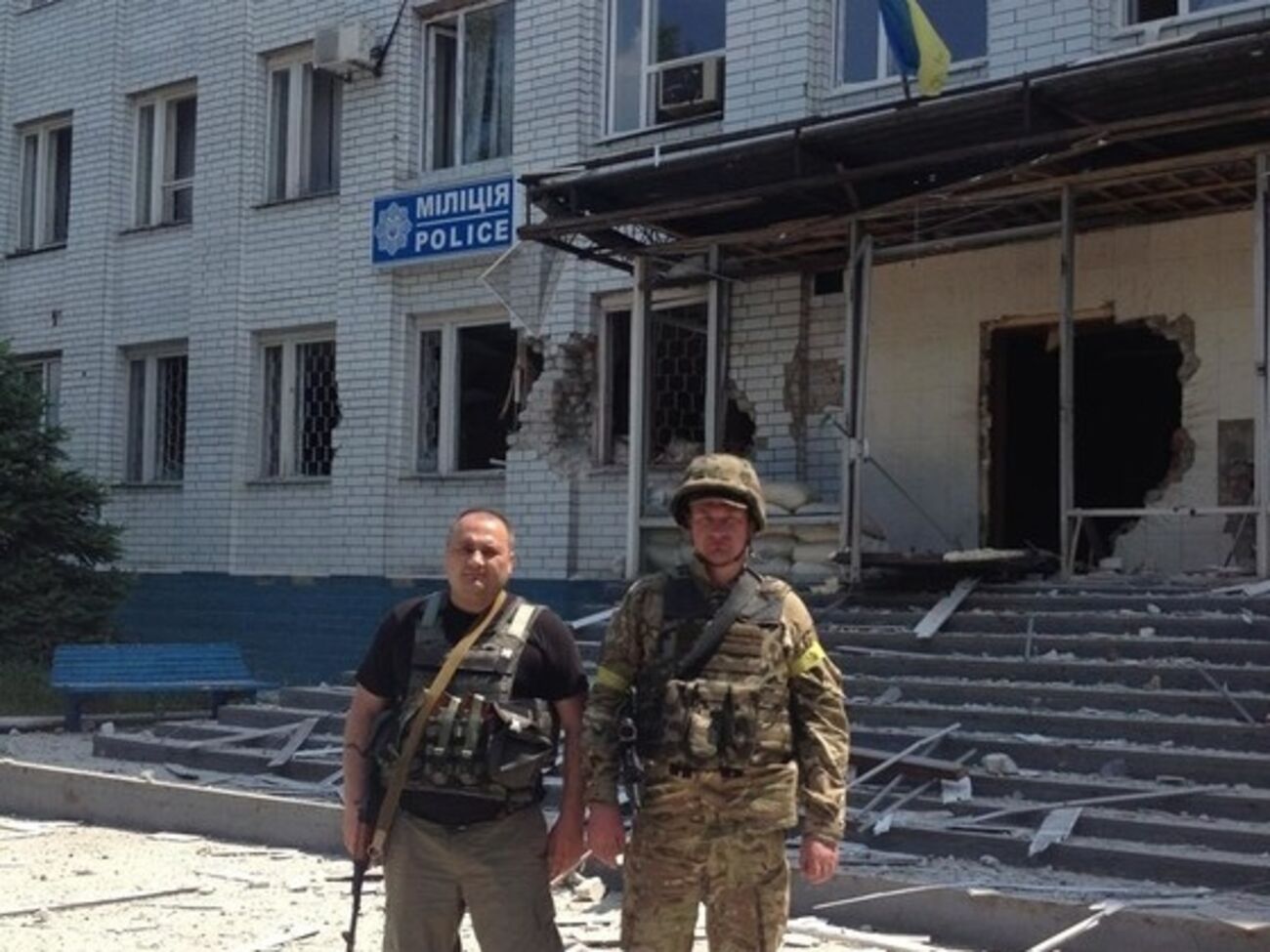 По словам Порошенко, Марьинку полностью очистили от боевиков