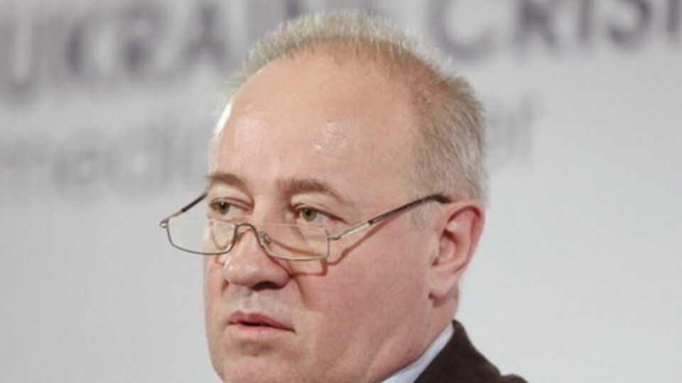 Виктор Чумак: Было бы разумно не проводить вообще никаких парадов, которые имеют неоднозначное толкование со стороны населения