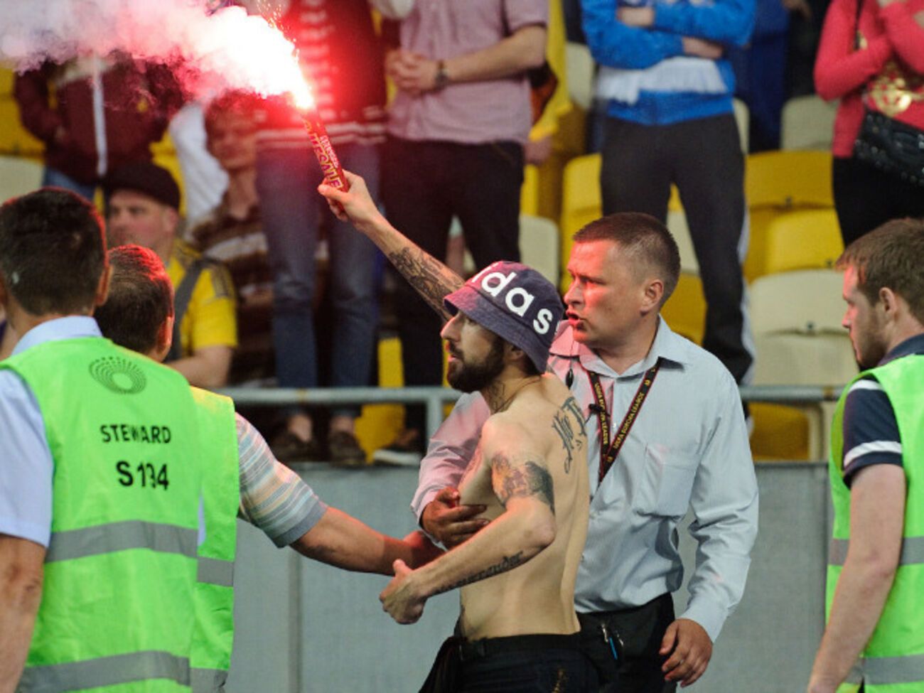 Фанаты нанесли существенный урон НСК "Олимпийский"