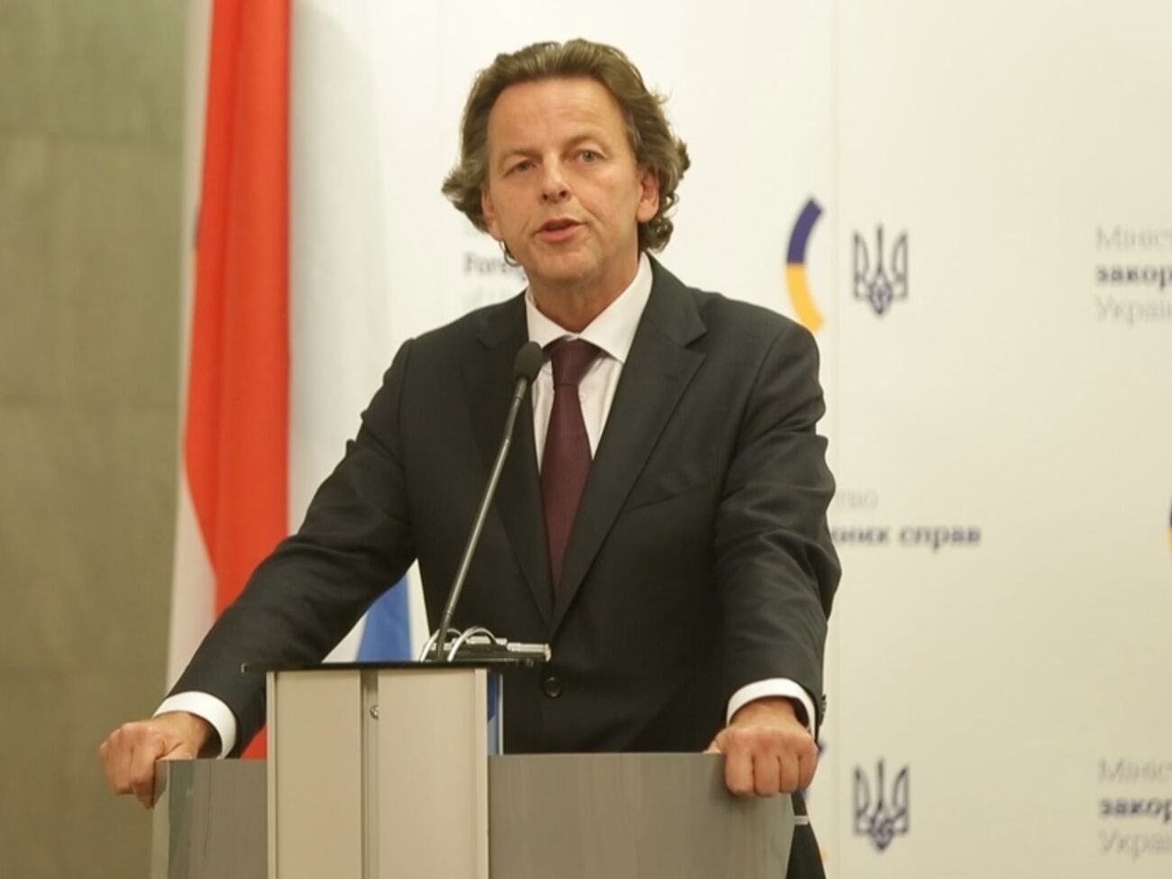 Берт Кундерс прибыл в Москву