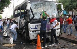 Более 100 человек пострадали в Турции во время взрыва