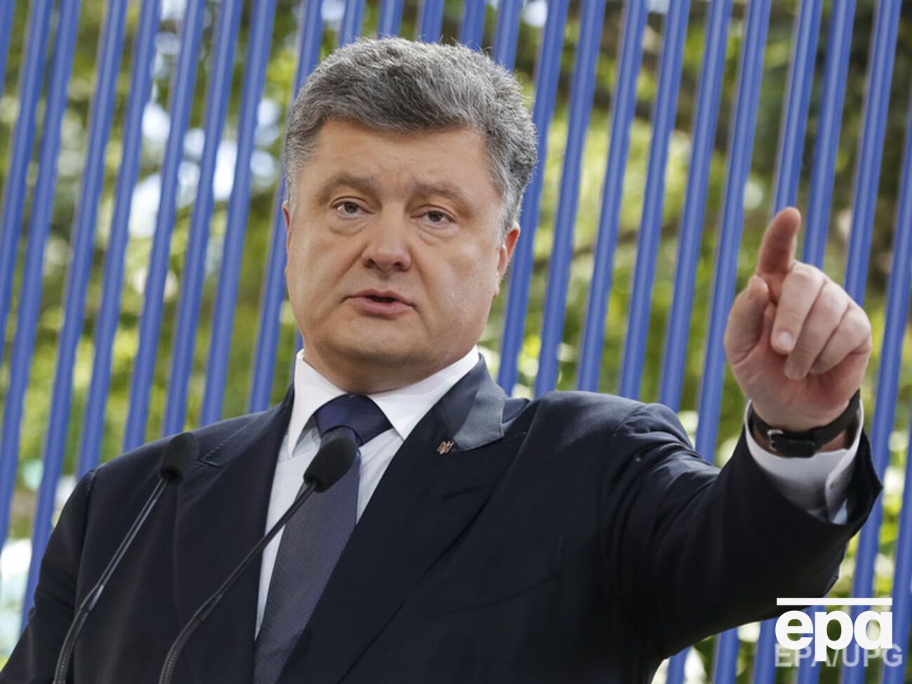 Порошенко провел телефонный разговор с новым президентом Латвии