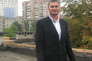 С младшего Виктора Януковича санкции сняли посмертно