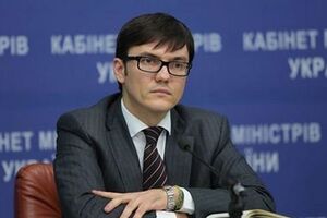 Пивоварский заявил, что акциз с нефтепродуктов будет поступать в дорожный фонд