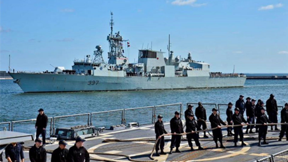 В ходе учений военные отработают противолодочную и противовоздушную оборону, перехватывание подозрительных судов и морских десантов