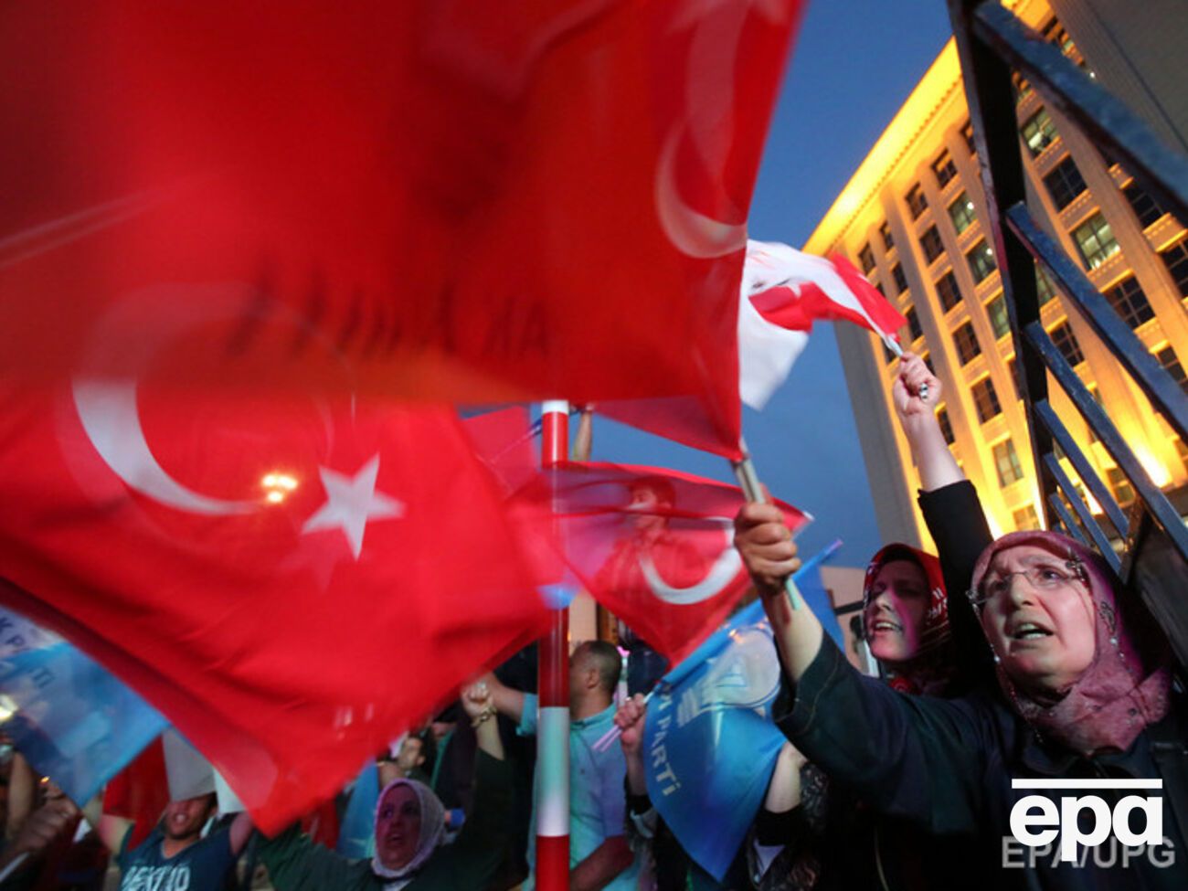 Обнародованы предварительные результаты парламентских выборов в Турции