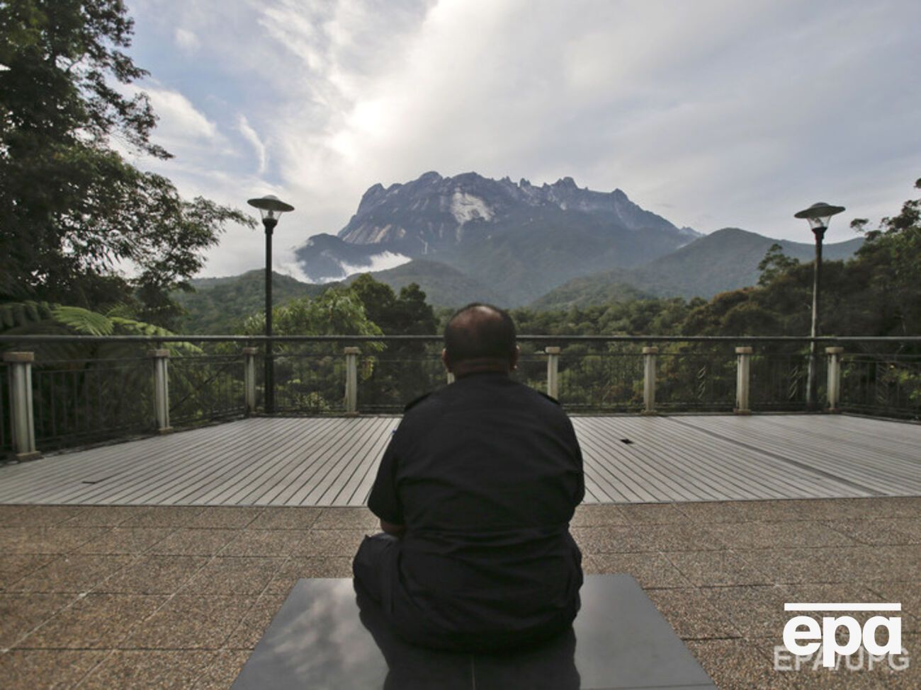 Понедельник объявлен днем траура