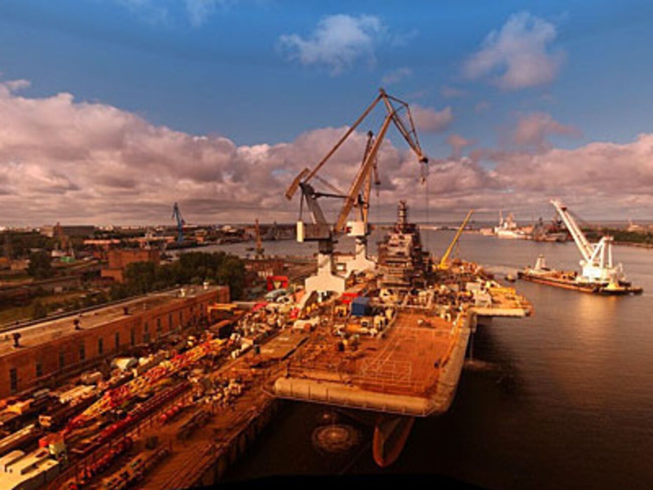 "Объединенная судостроительная корпорация" намерена судиться с Украиной