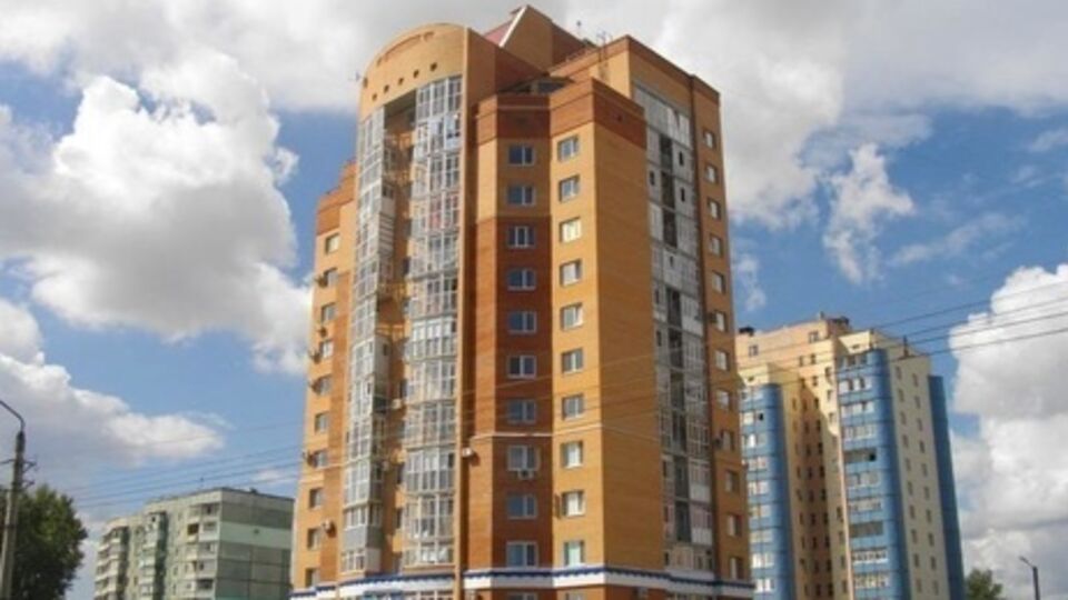 Согласно закону, ответственность за ненадлежащее содержание здания – общего имущества – ложится на совладельцев дома