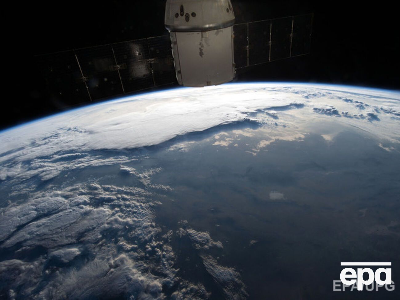 МКС успешно уклонилась от космического мусора