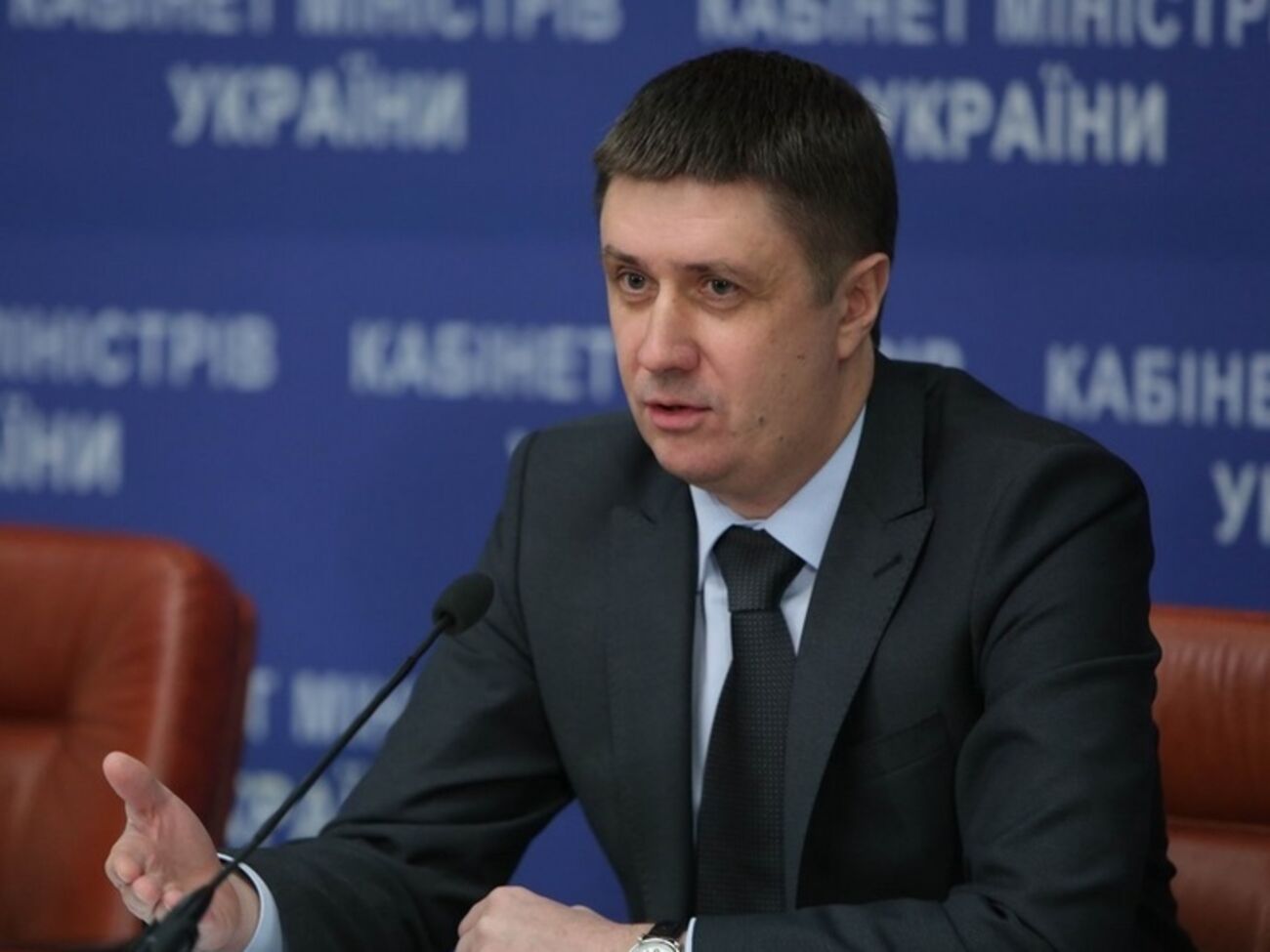 Вячеслав Кириленко исполняет обязанности премьера, поскольку Арсений Яценюк находится в США