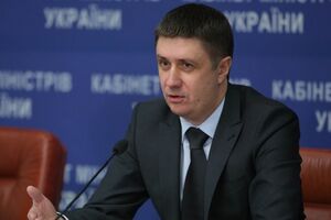 Вячеслав Кириленко исполняет обязанности премьера, поскольку Арсений Яценюк находится в США