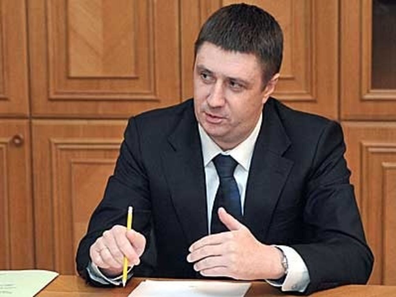 Вячеслав Кириленко провел экстренное заседание Кабмина