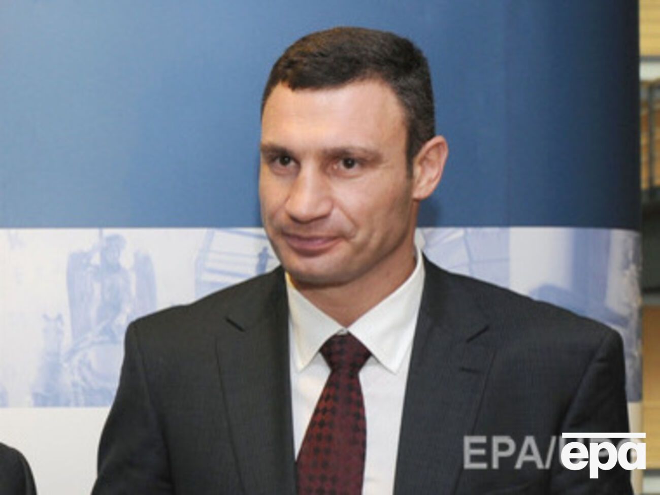 В мэрии заверили, что городская власть ежедневно будет проводить исследования воздуха