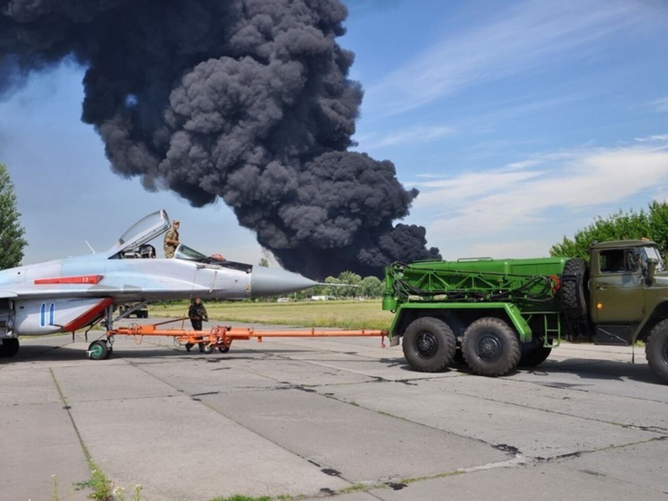 Пожар на нефтебазе