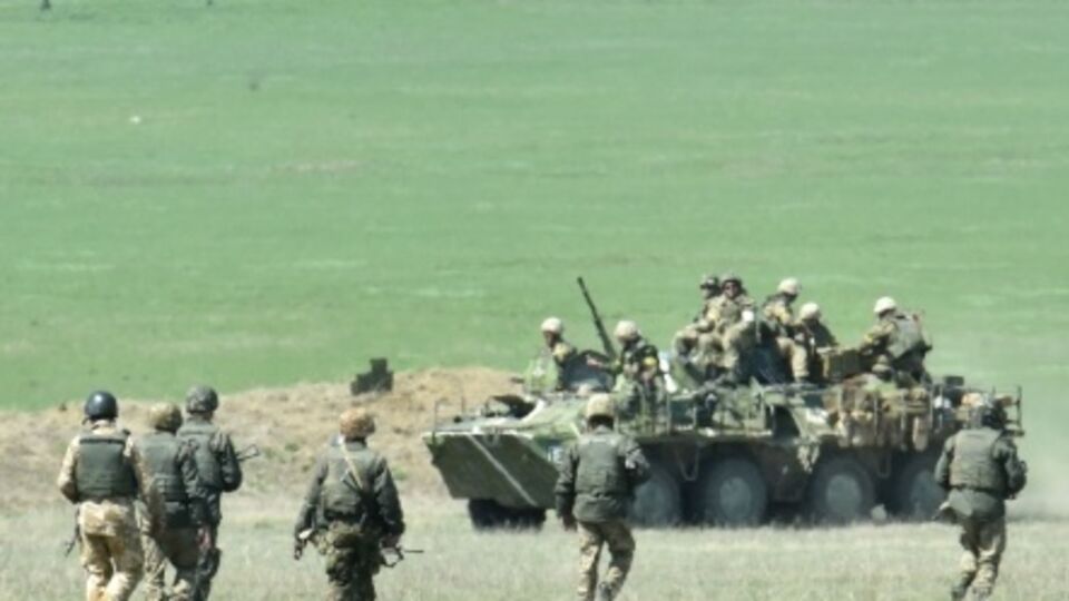 Пинькас заявил, что "Укроборонпром" опережает график поставок техники для армии