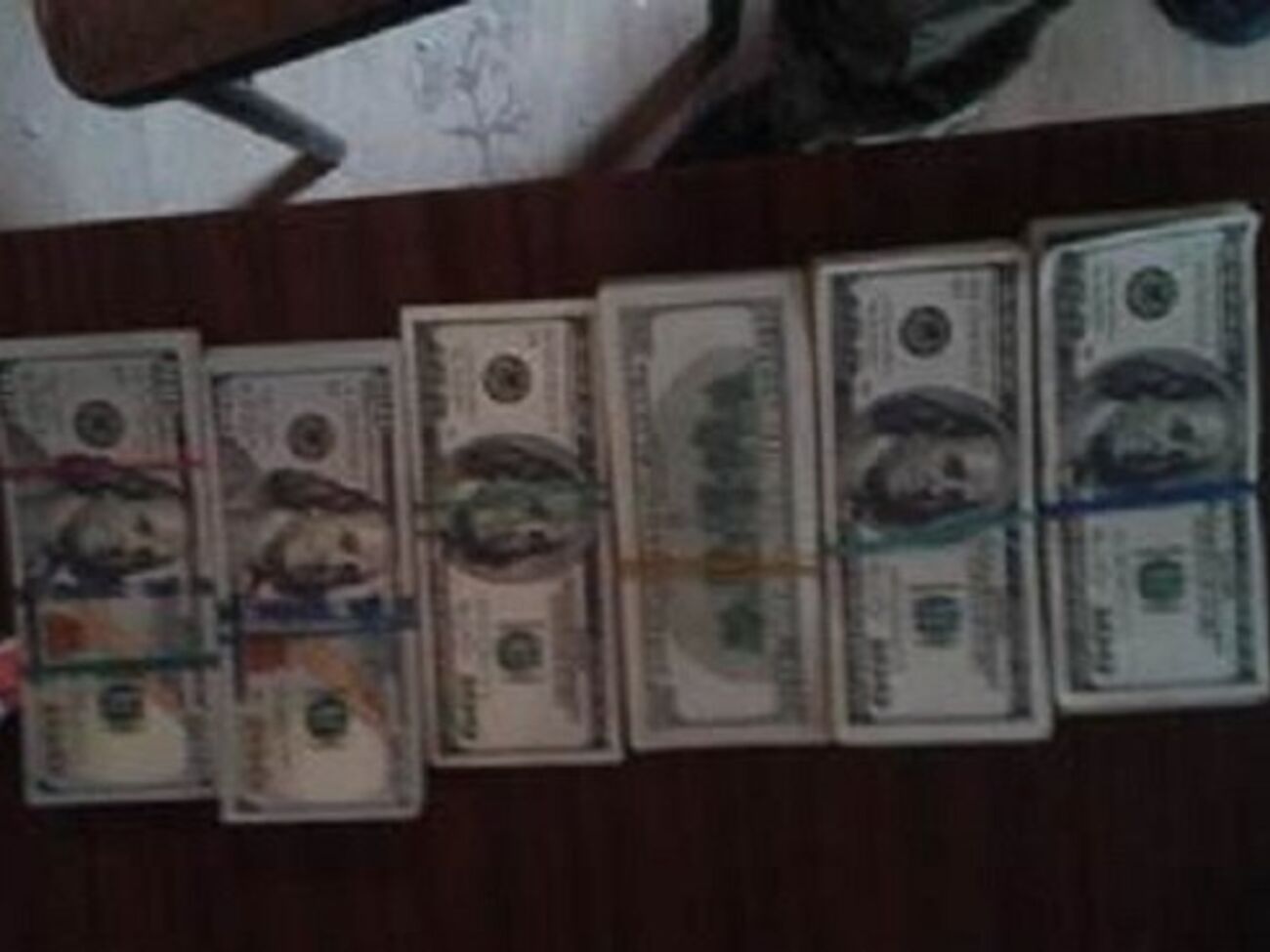 СБУ изъяла $55 тыс. у курьеров боевиков