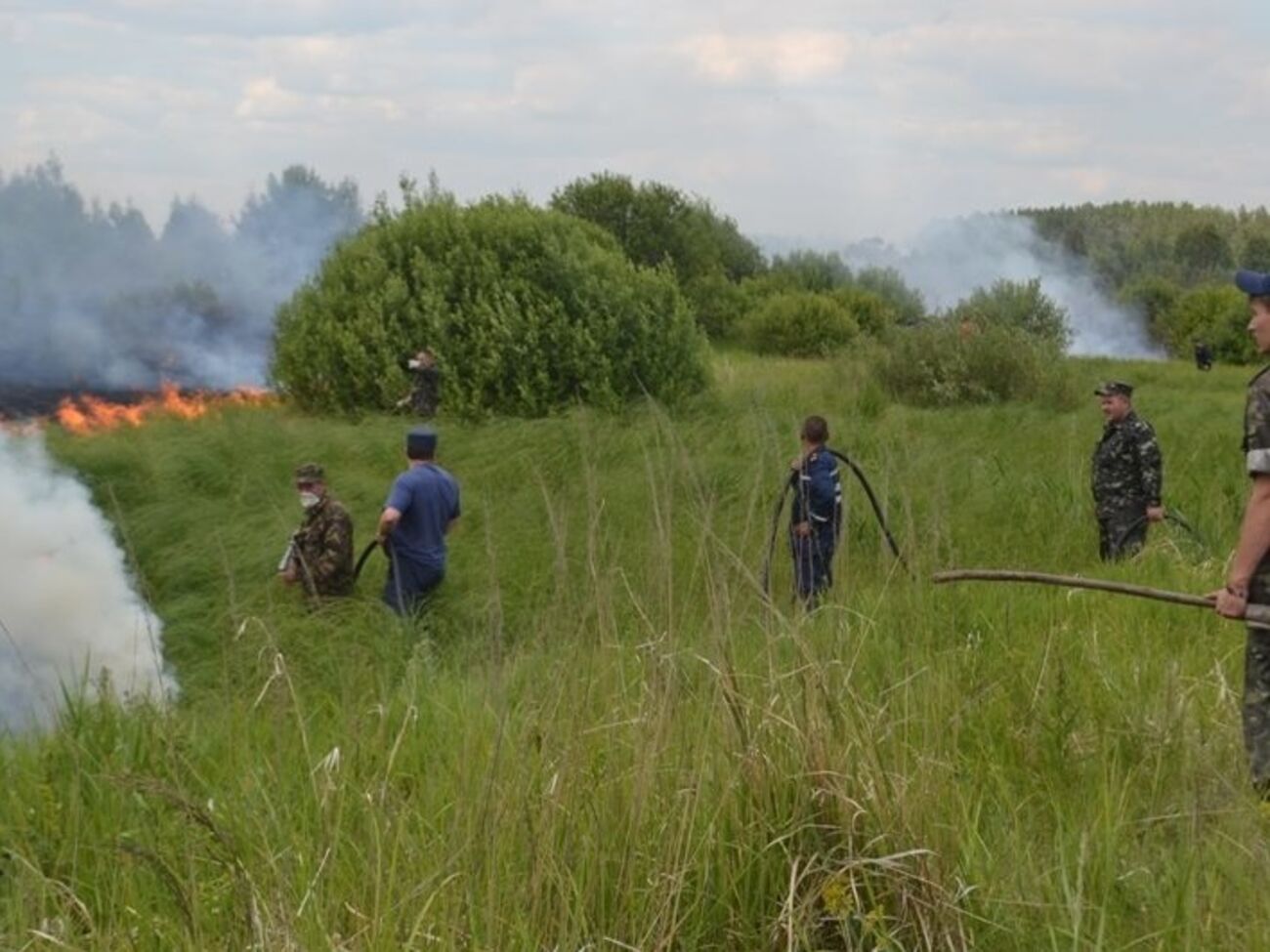 ГСЧС контролирует ситуацию в "Чернобыльской пуще"
