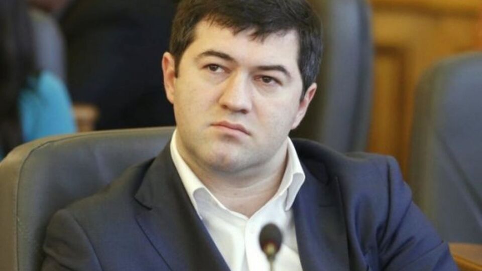 Роман Насиров до сих пор не сложил депутатские полномочия