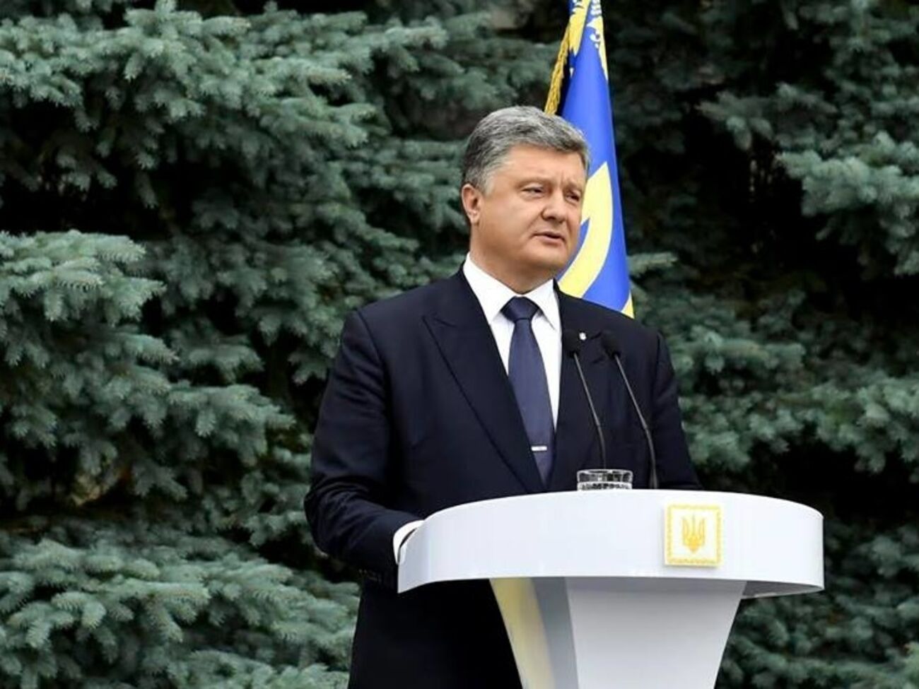 Порошенко рассказал, какой может стать новая Конституция