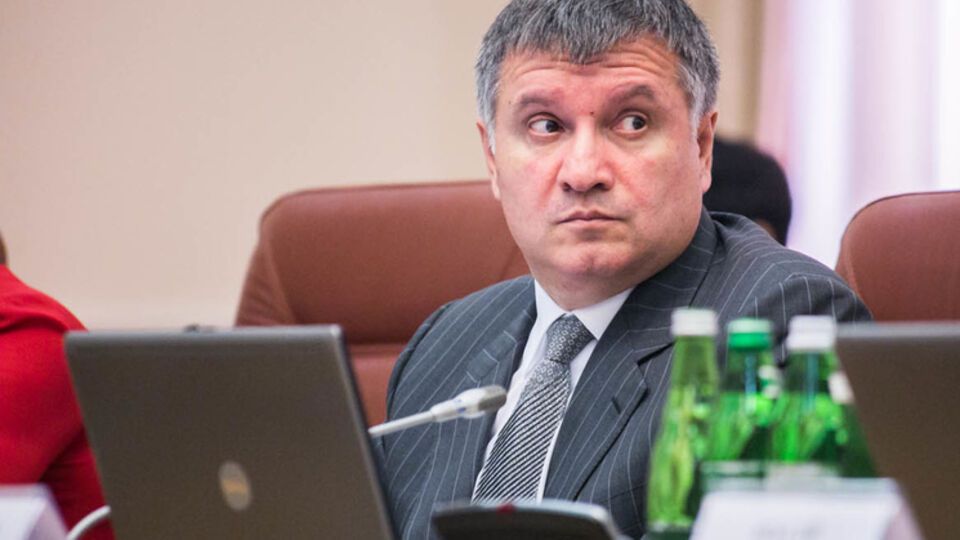 Аваков сообщил о первых увольнениях среди старых сотрудников МВД, вступивших в конфликт с полицейскими