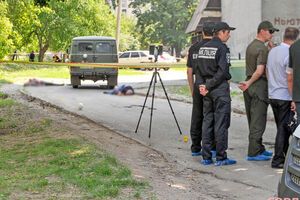 В Харьковской области обнаружили автомобиль преступника, расстрелявшего сотрудников "Укрпошти"