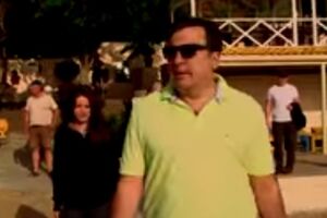 Саакашвили сходил на закрытый пляж и предложил открыть его для всех желающих