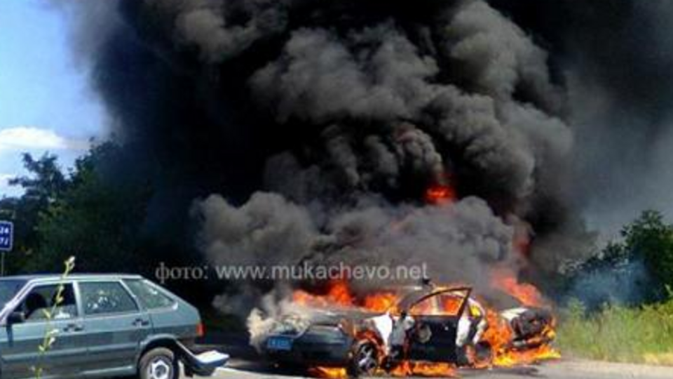 Последствия перестрелки в Мукачево. Видео