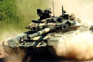 ОБСЕ: В Безымянном зафиксированы три танка, БТР, 28 бронемашин и 30 военных грузовиков