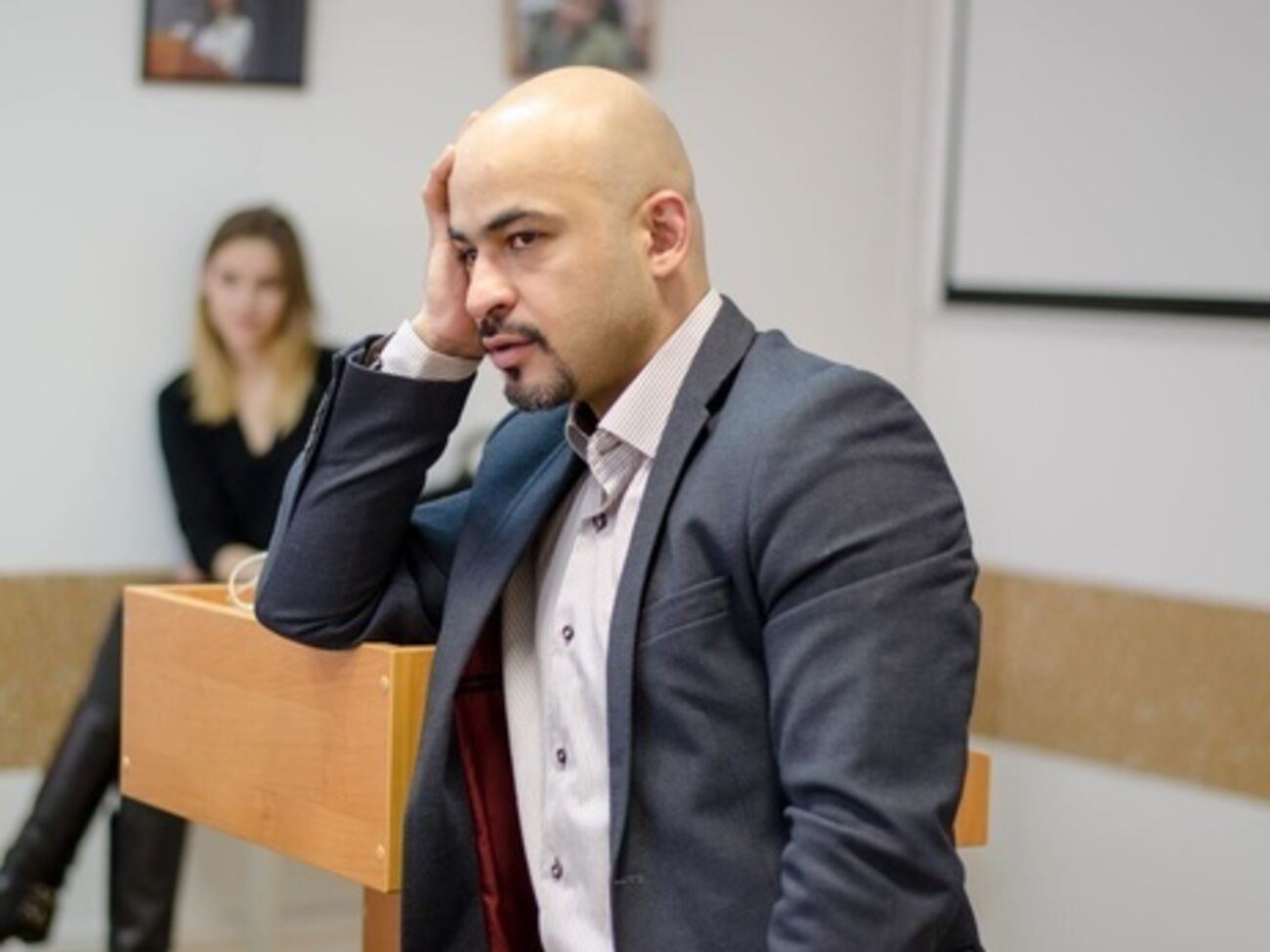 Найем: В неделю через "зеленку" выезжает от трех до пяти фур