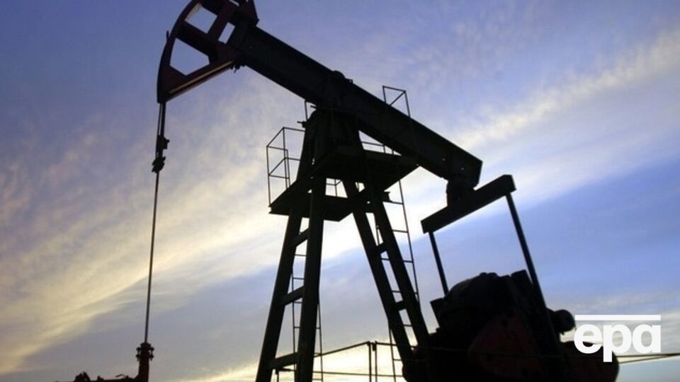 Цены на нефть вновь начали снижаться