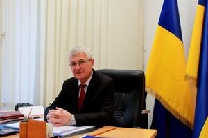 Мэр Мукачево Золтан Лендьел призвал горожан вести себя свободно, но бдительно