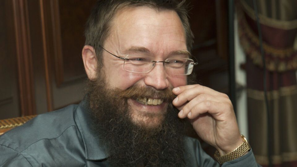 Герман Стерлигов: Политики не циничные люди, а несчастные, бестолковые, бритые безбожники и еретики, ими дьявол крутит как хочет. Они ведутся на эти разводки. Это не вина, а беда их