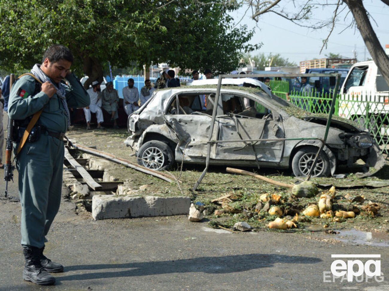 В результате двух взрывов в Афганистане погибли не менее 13 человек