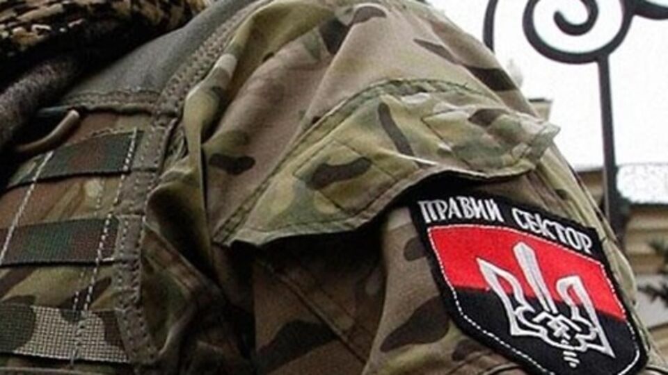 Бык: Наши побратимы забрали раненых и принесли дополнительный боекомплект. Они будут держаться дальше