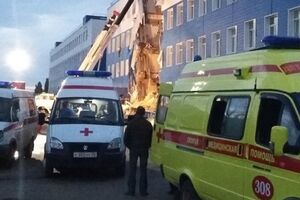 Трое военных госпитализированы в тяжелом состоянии